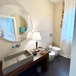 Luxury Beachfront With Pool & Private Parking Ostuni