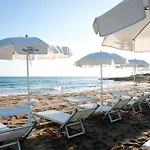 Luxury Beachfront With Pool & Private Parking * Ostuni