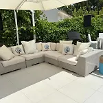 Luxury Beachfront With Pool & Private Parking Villa