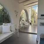 Luxury Beachfront With Pool & Private Parking *