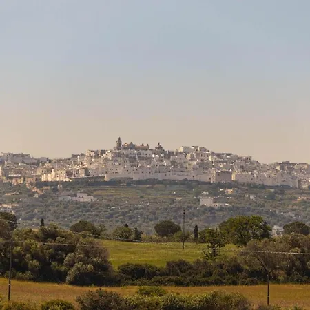 Luxury Beachfront With Pool & Private Parking Ostuni