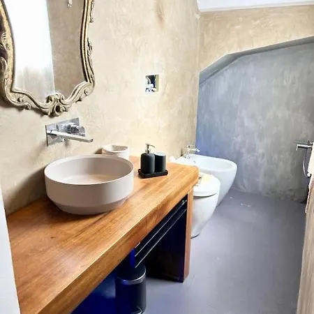 Luxury Beachfront With Pool & Private Parking