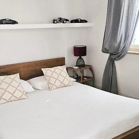 Luxury Beachfront With Pool & Private Parking *