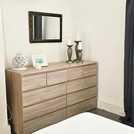 빌라 Luxury Beachfront With Pool & Private Parking